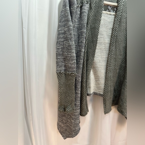 Miss Me Cardigan - Picture 3 of 7